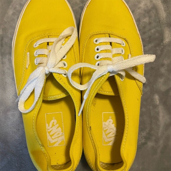 Vans Shoes - Vans Authentic Low Top Sneakers Maize Yellow True White Lace Up Size 8.5